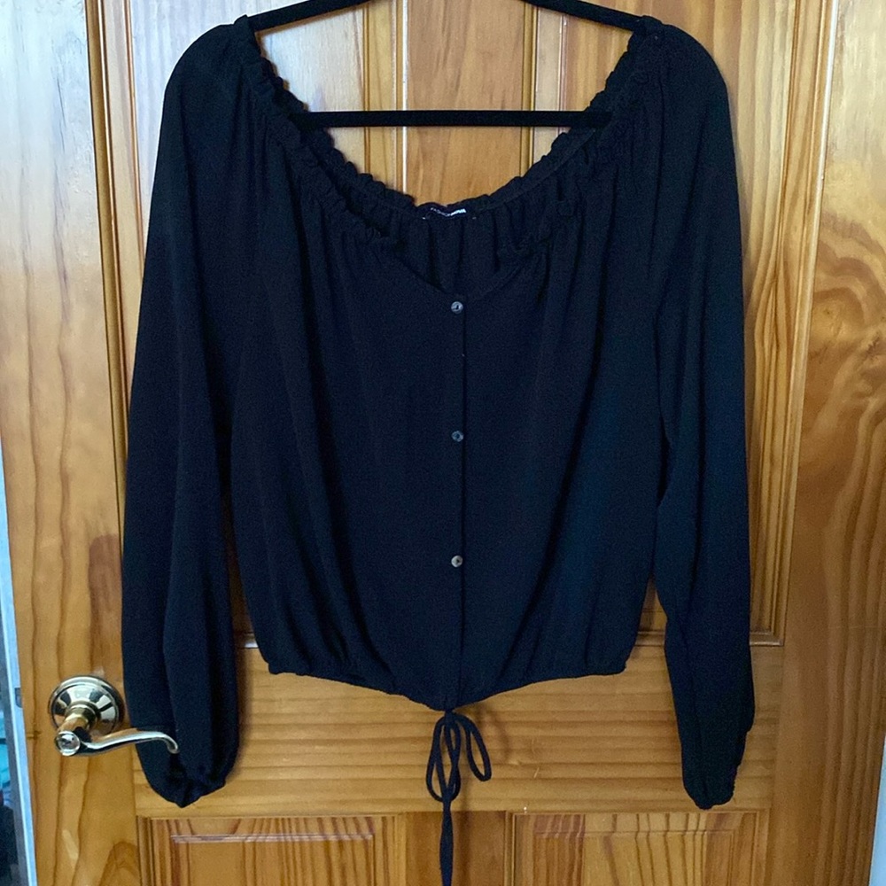 Fashion nova off the shoulder button up top